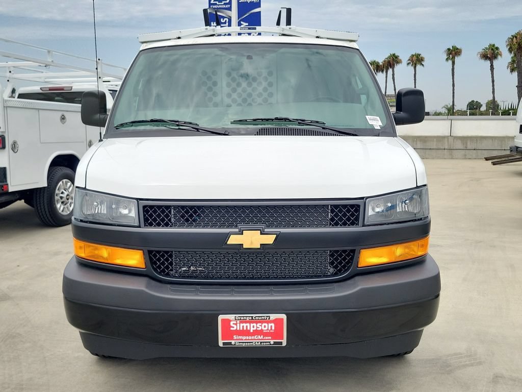 New 2026 Chevrolet Express 2500 w/ Driver Convenience Package RWD image 22