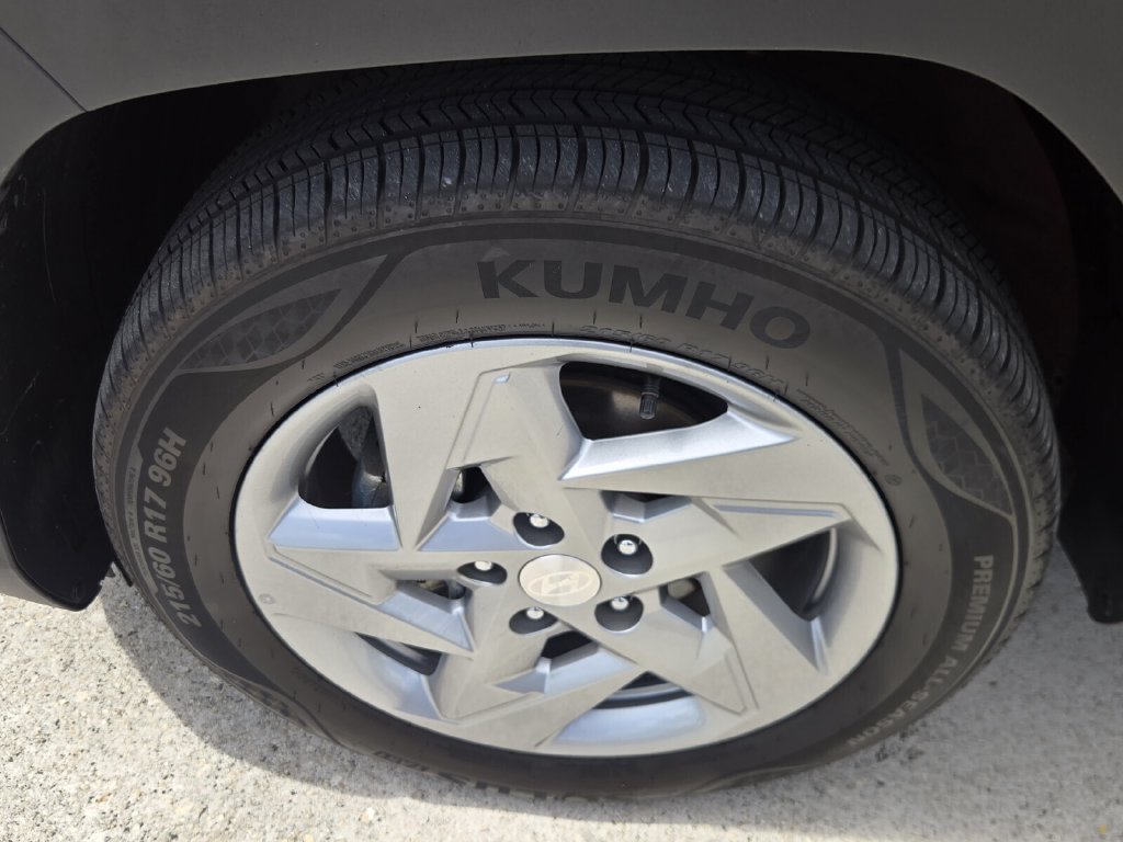 Used 2026 Hyundai Kona SE FWD image 10
