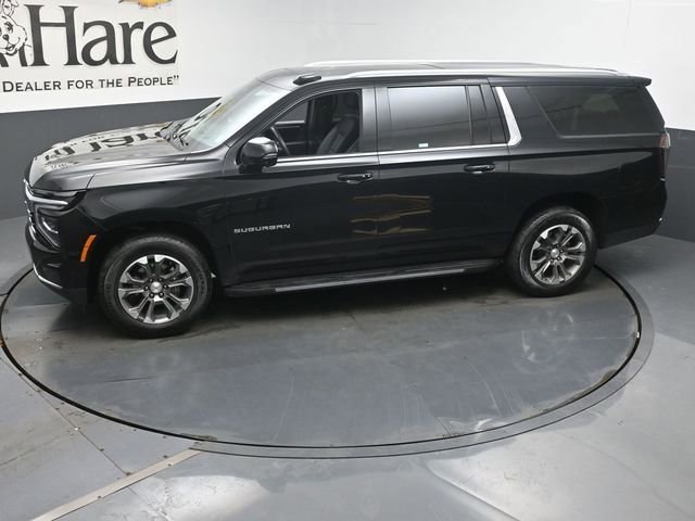 Used 2025 Chevrolet Suburban LT w/ Comfort Package AWD/4WD image 59
