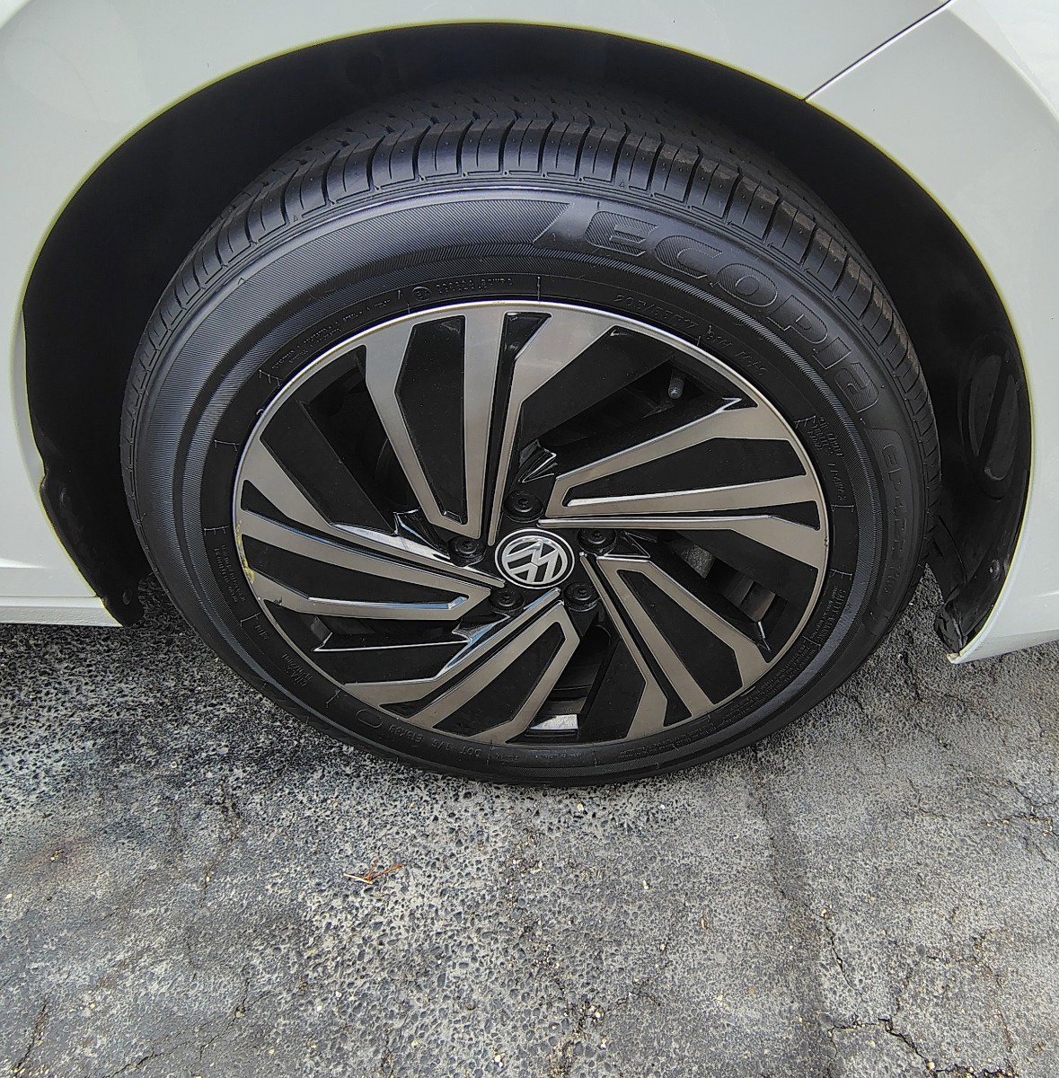 Used 2019 Volkswagen Jetta SEL Premium FWD image 24