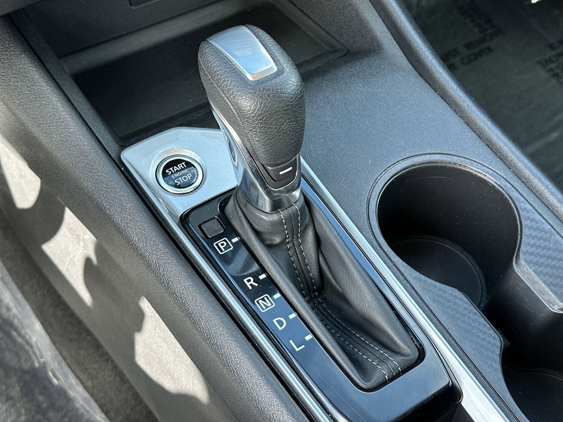 Used 2024 Nissan Altima 2.5 S FWD image 19