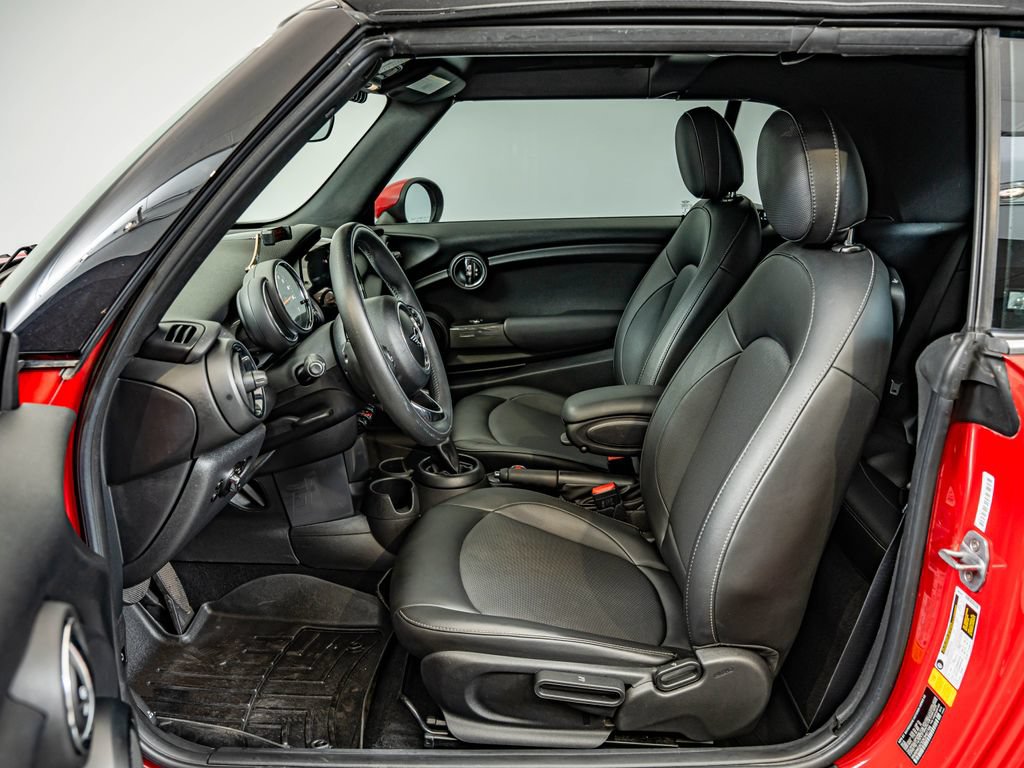 Used 2019 MINI Cooper Convertible FWD image 36