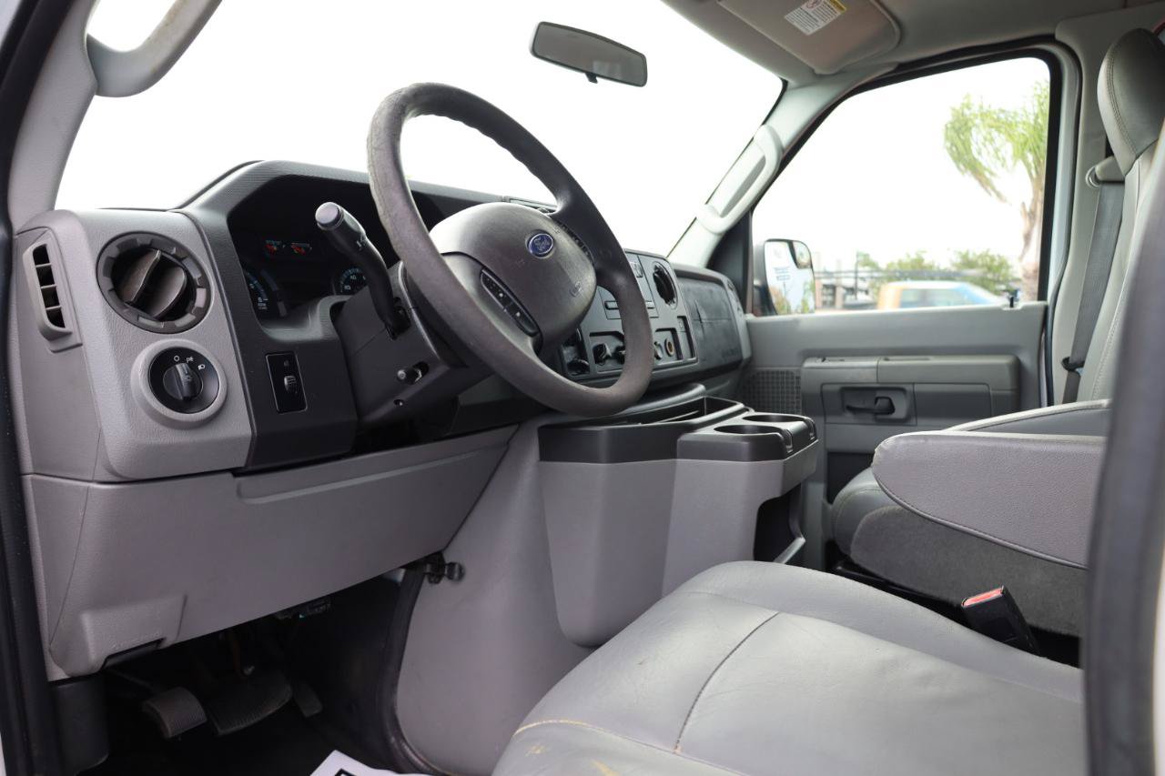 Used 2012 Ford E-350 and Econoline 350 XL w/ PWR Windows & Locks Group RWD image 7