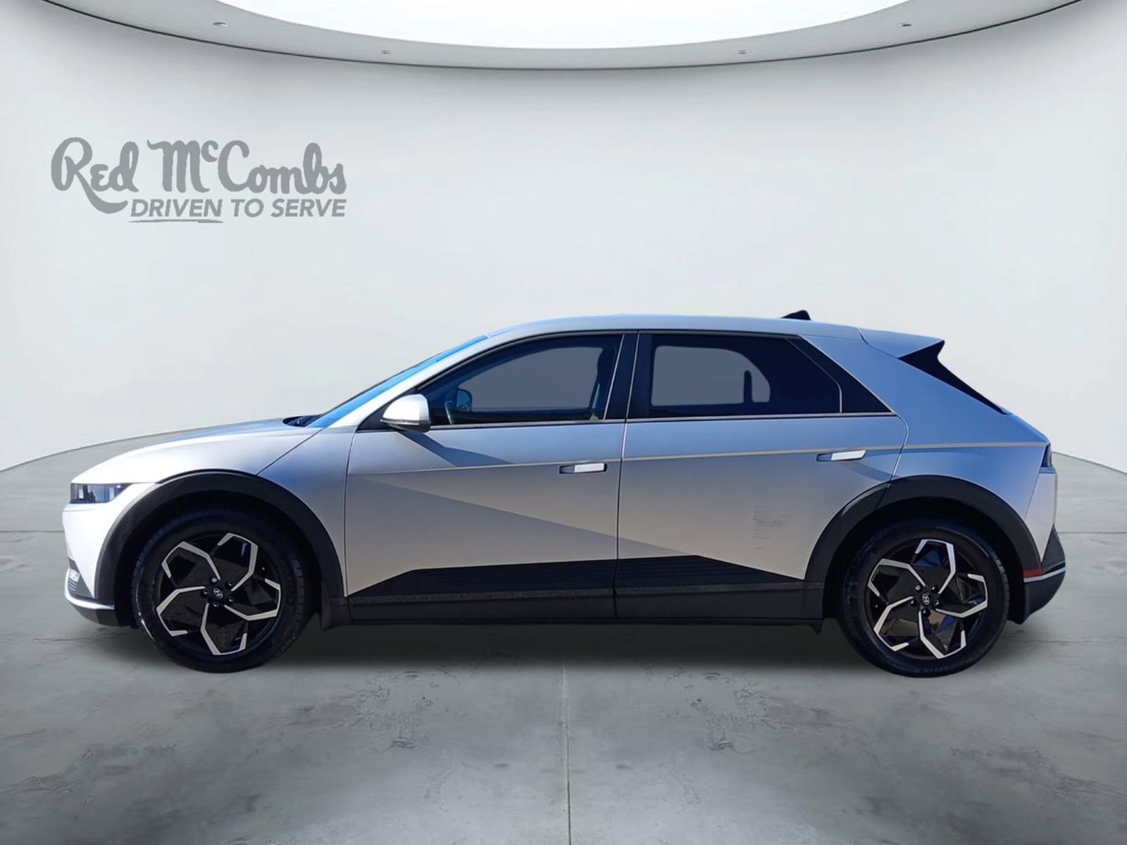 Used 2024 Hyundai Ioniq 5 SEL image 2