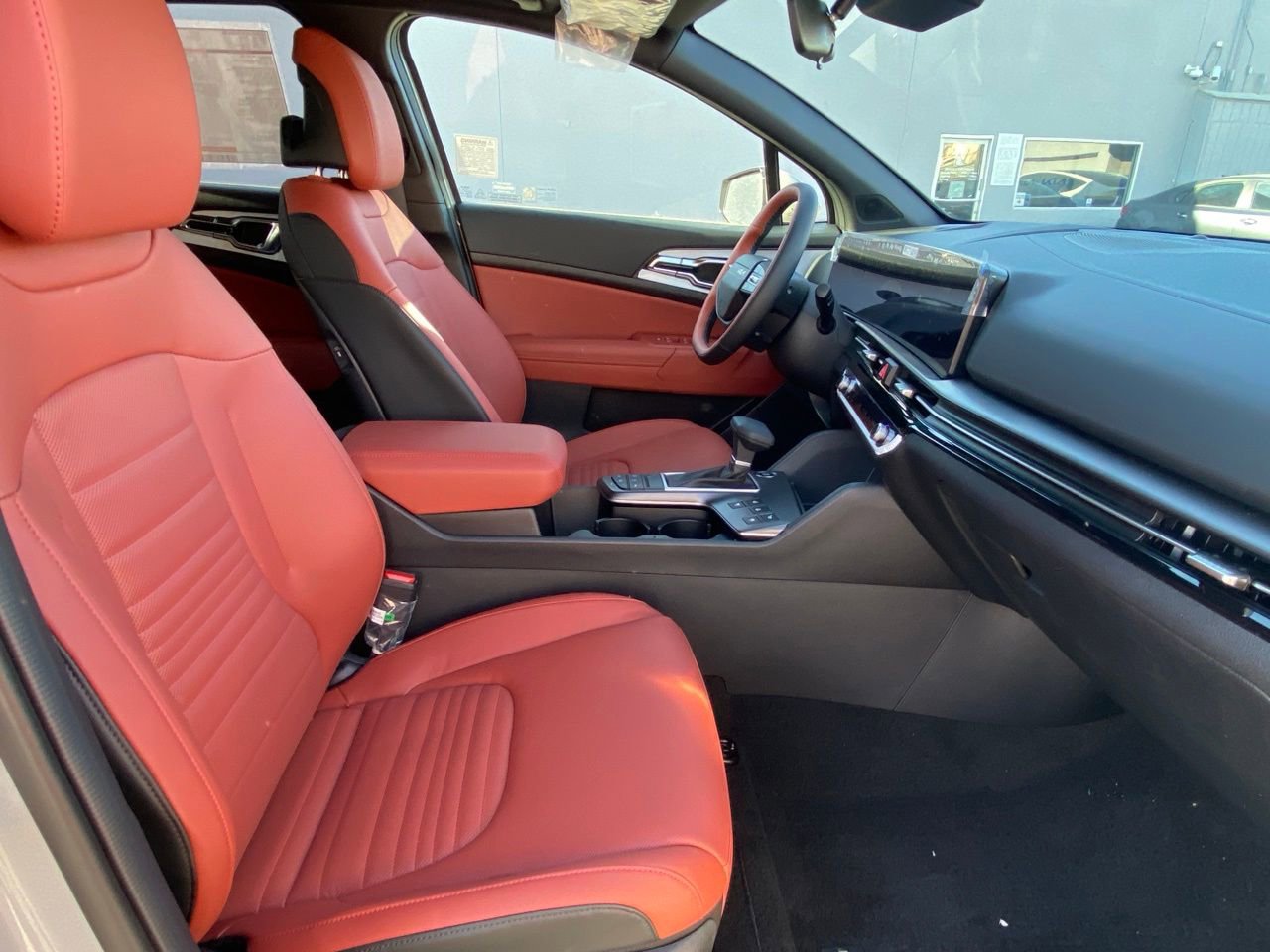 New 2026 Kia Sportage SX image 25