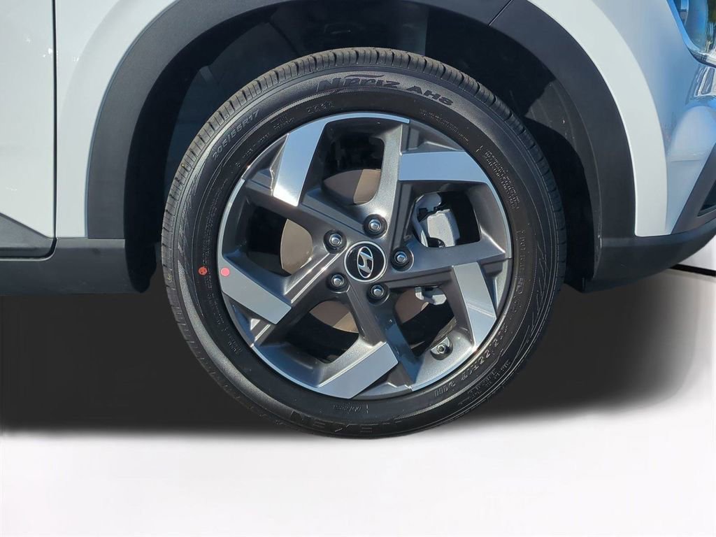 New 2026 Hyundai Venue SEL image 11