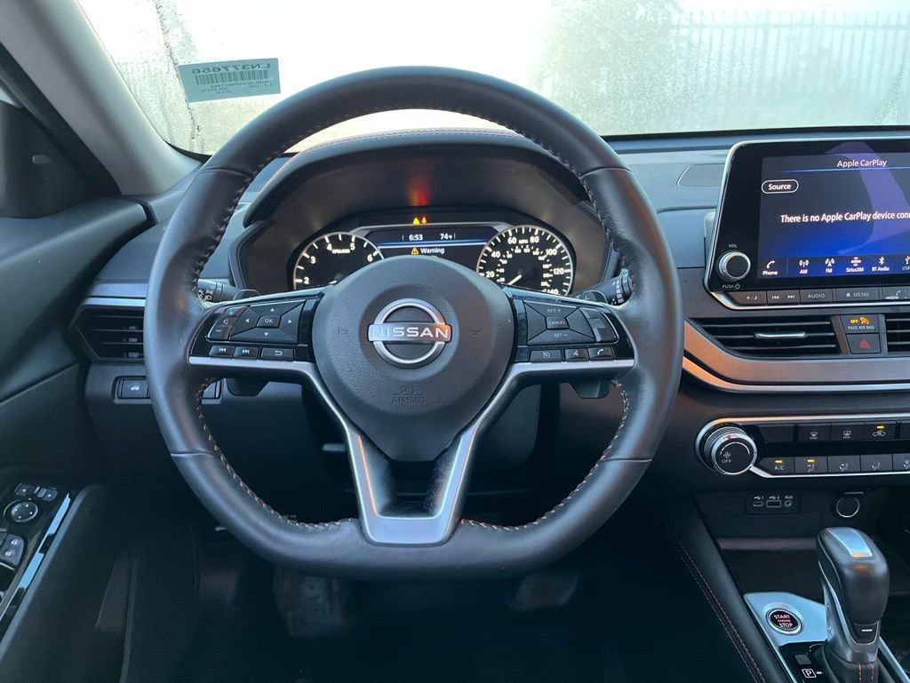 Used 2023 Nissan Altima 2.5 SR FWD image 17