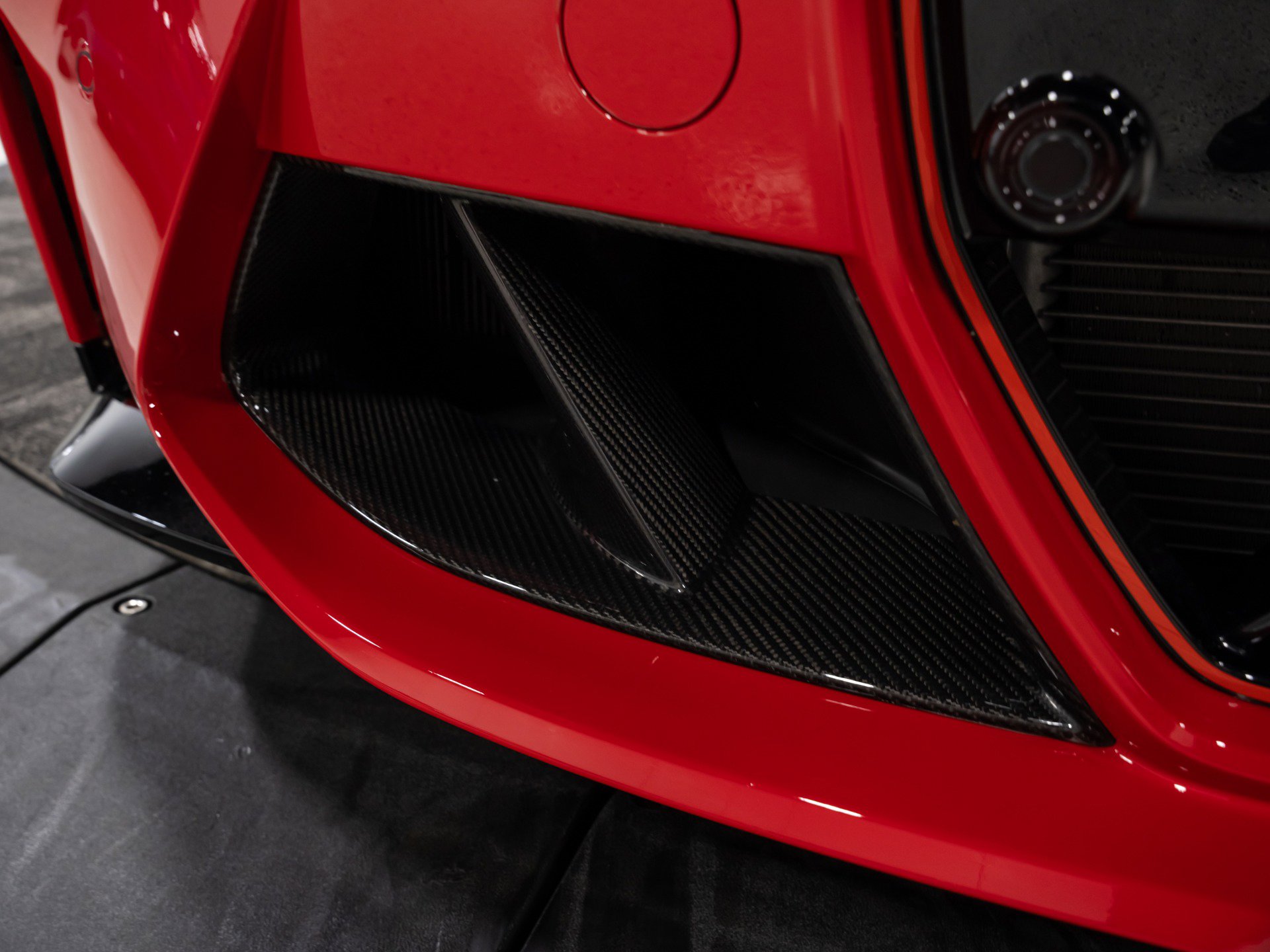 Used 2025 BMW M3 Competition w/ M Carbon Exterior Package image 17