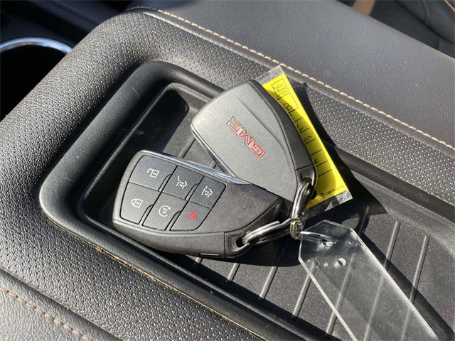 Used 2022 GMC Yukon XL AT4 w/ Max Trailering Package image 36