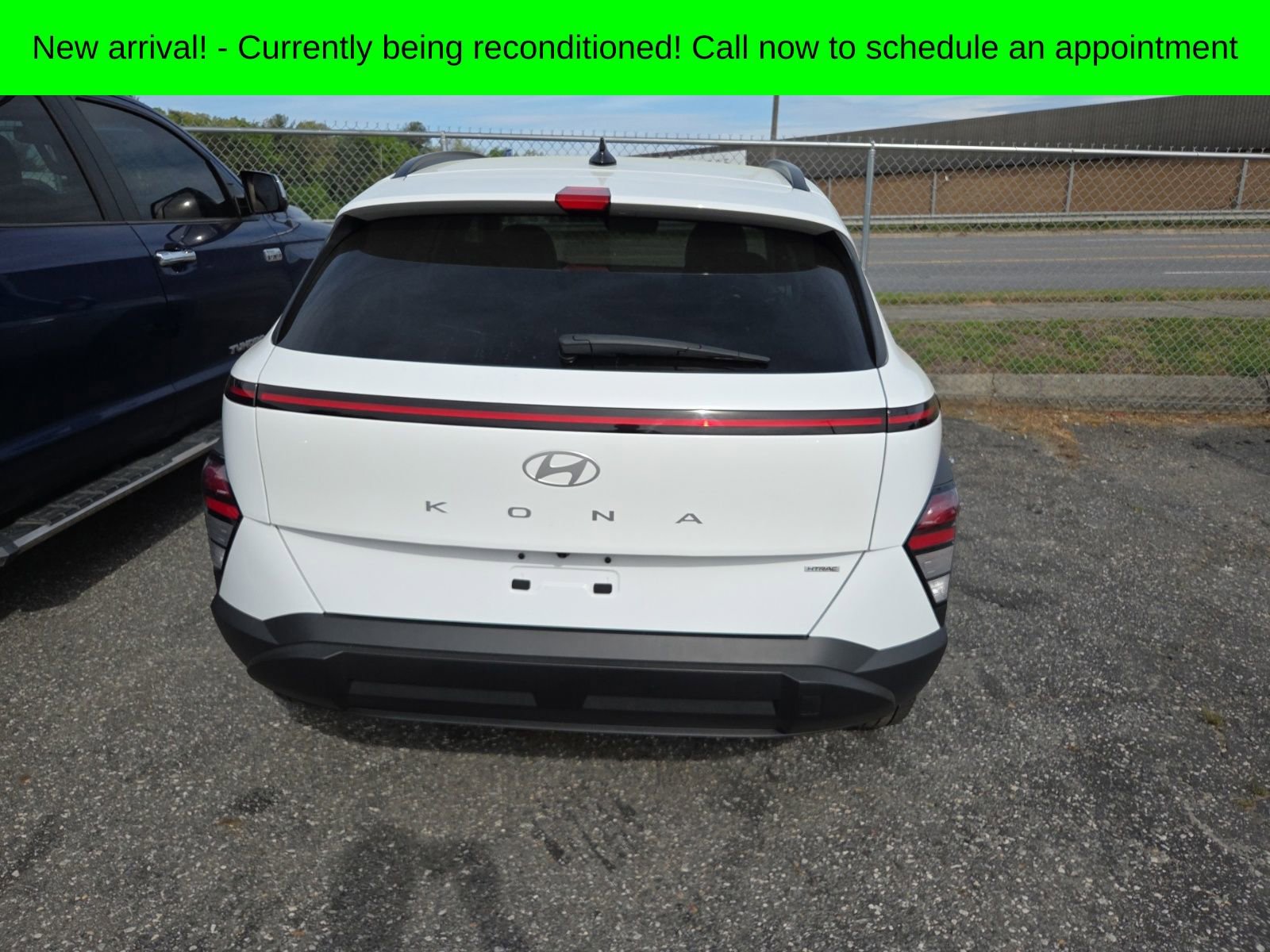 Used 2024 Hyundai Kona SEL image 4