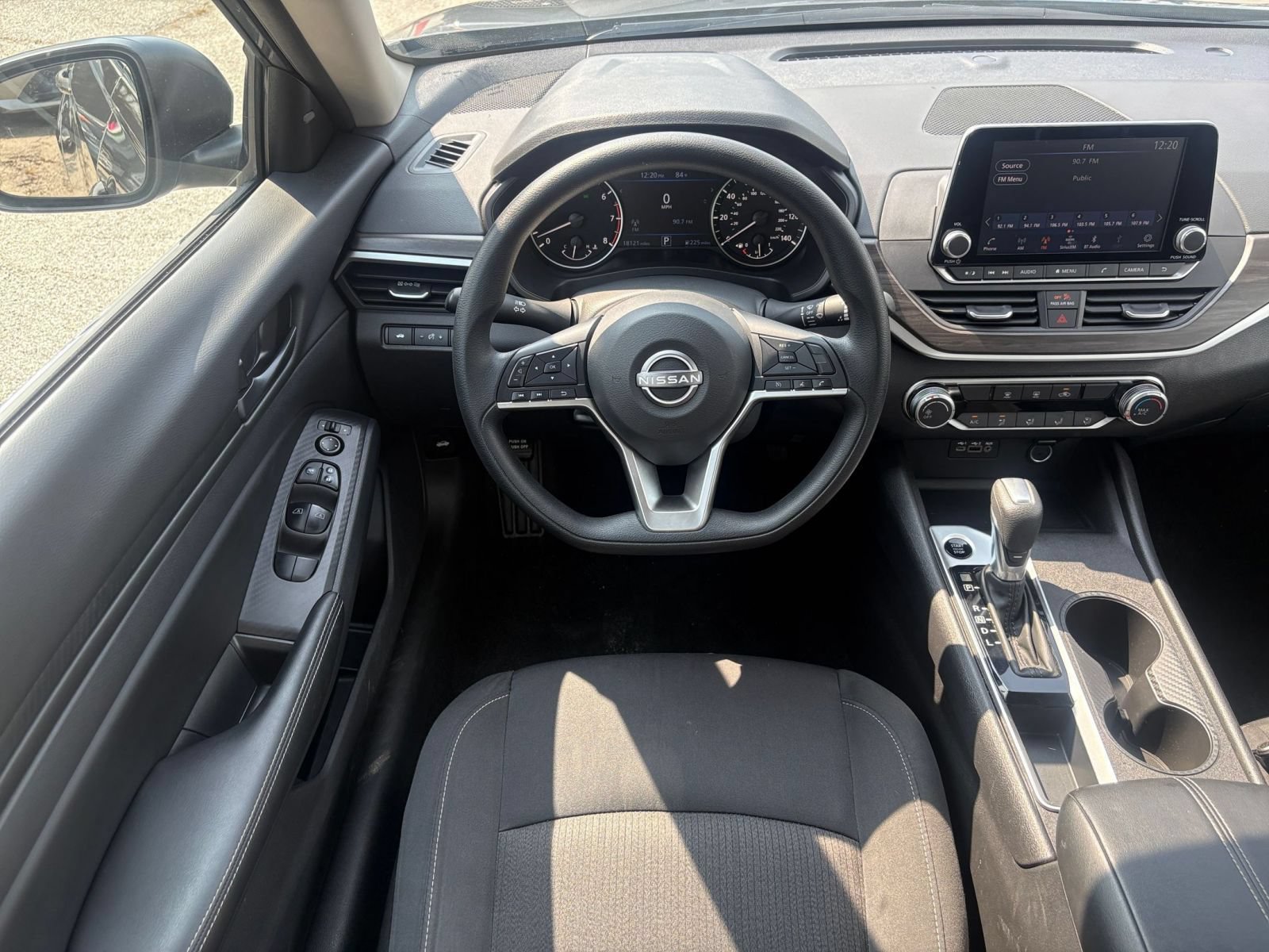 Used 2026 Nissan Altima 2.5 SV FWD image 28
