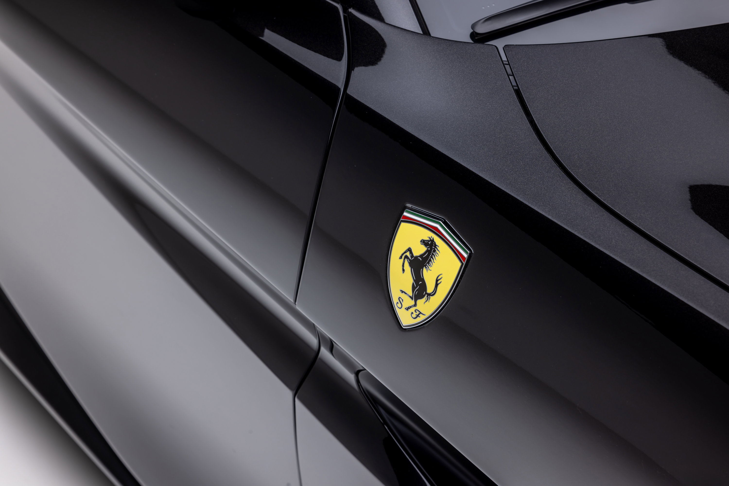 Certified 2023 Ferrari Portofino M RWD image 37