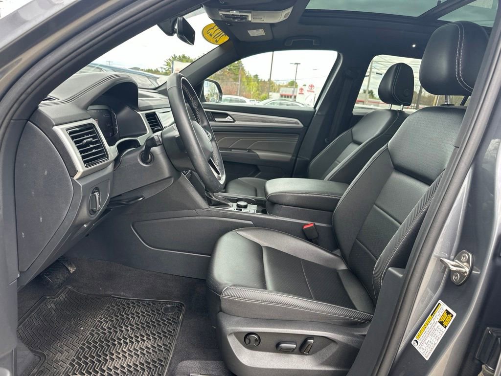 Used 2023 Volkswagen Atlas Cross Sport SE AWD/4WD image 13