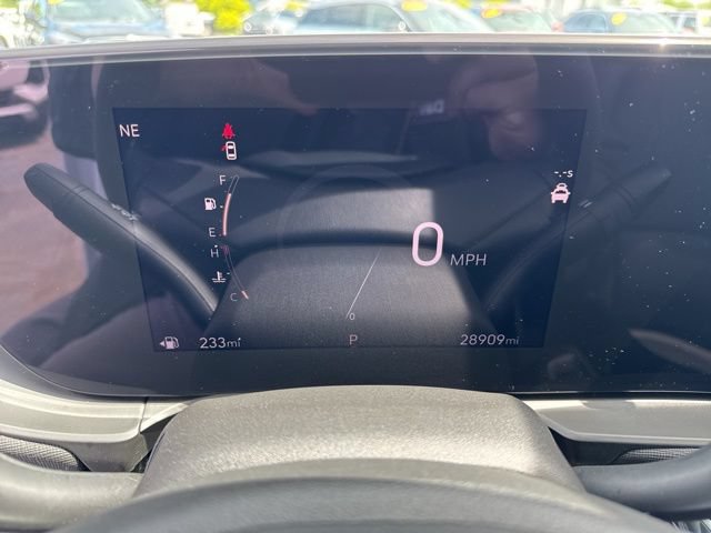 Used 2025 Buick Envista Sport Touring FWD image 13
