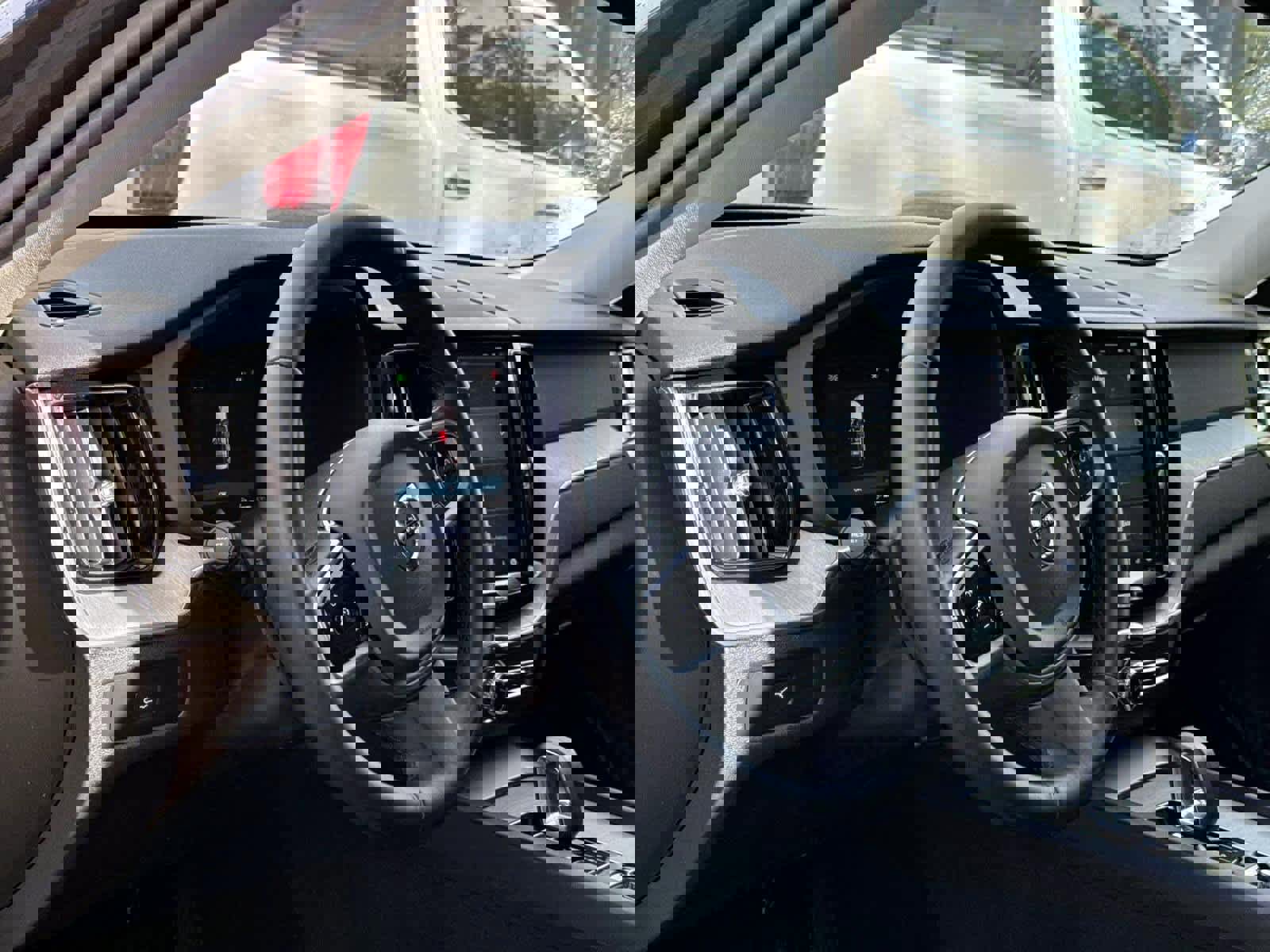 Used 2025 Volvo XC60 B5 Plus image 14