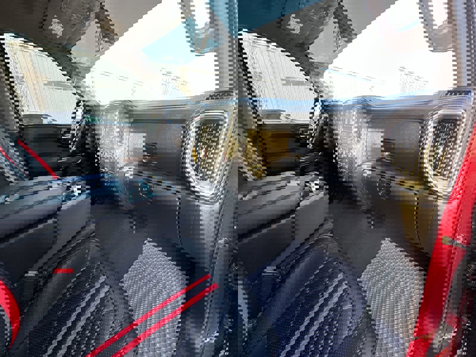 Used 2022 Chevrolet Silverado 1500 RST w/ Z71 Off-Road Package AWD/4WD image 28