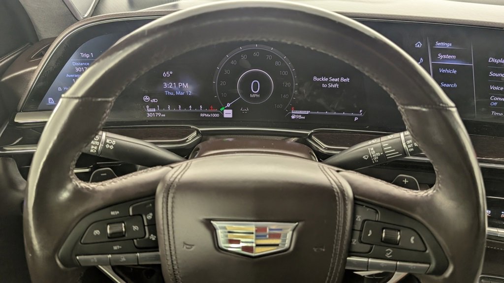 Used 2023 Cadillac Escalade Sport Platinum w/ LPO, ONYX Package image 10