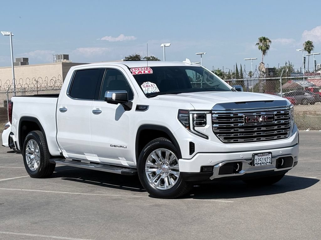 Used 2024 GMC Sierra 1500 Denali w/ Technology Package RWD image 2