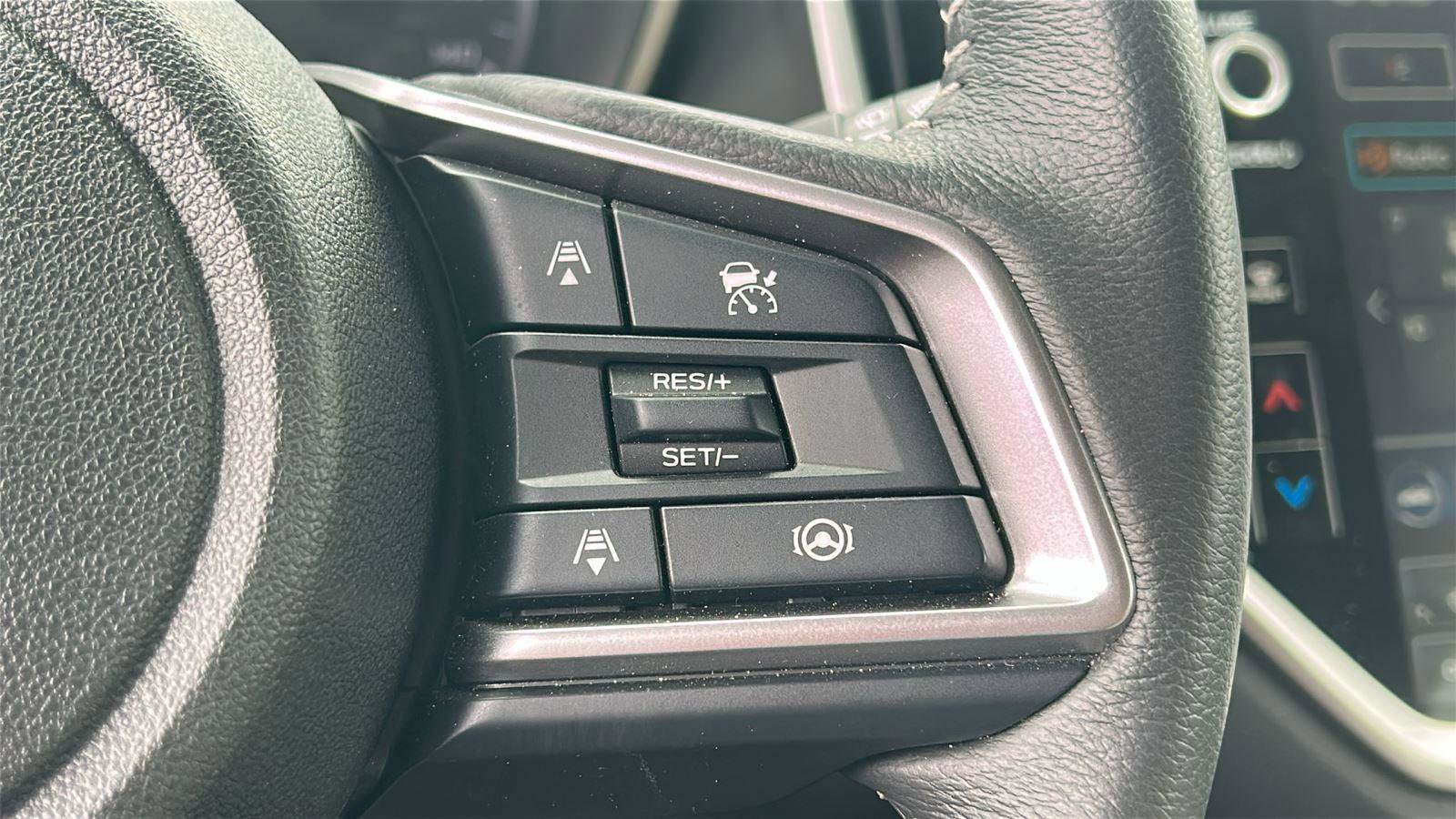 Certified 2025 Subaru Ascent Premium image 18