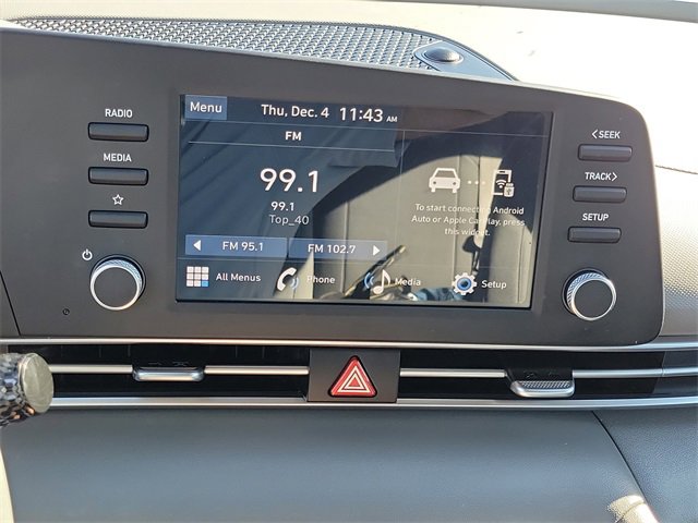 Used 2025 Hyundai Elantra SE image 8