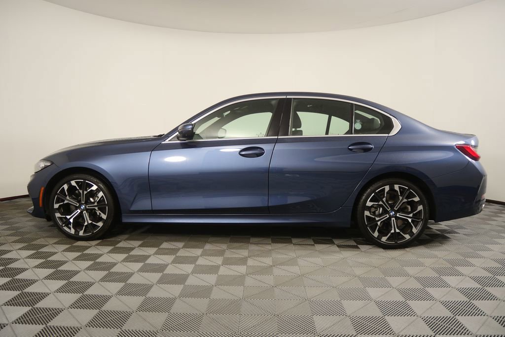Certified 2025 BMW 330i Sedan image 6