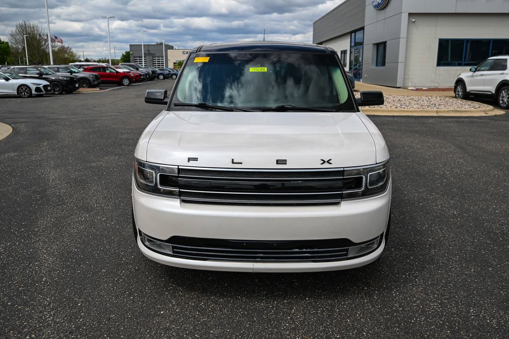 Used 2018 Ford Flex Limited w/ Equipment Group 303A AWD/4WD image 10