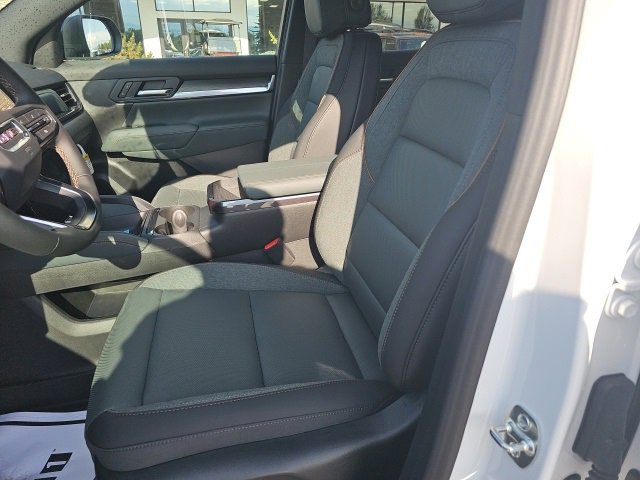 New 2026 GMC Terrain AT4 w/ LPO, Floor Liner Package image 35