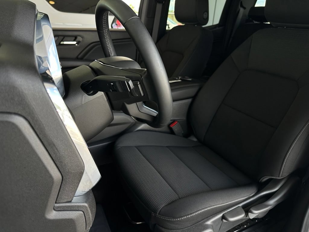 New 2026 GMC Canyon Elevation w/ Convenience Package RWD image 12