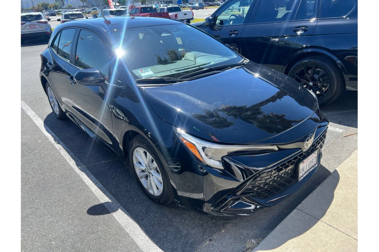 Certified 2024 Toyota Corolla SE FWD image 3