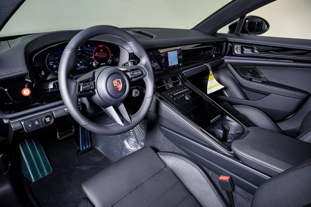 New 2026 Porsche Panamera 4 AWD/4WD image 4