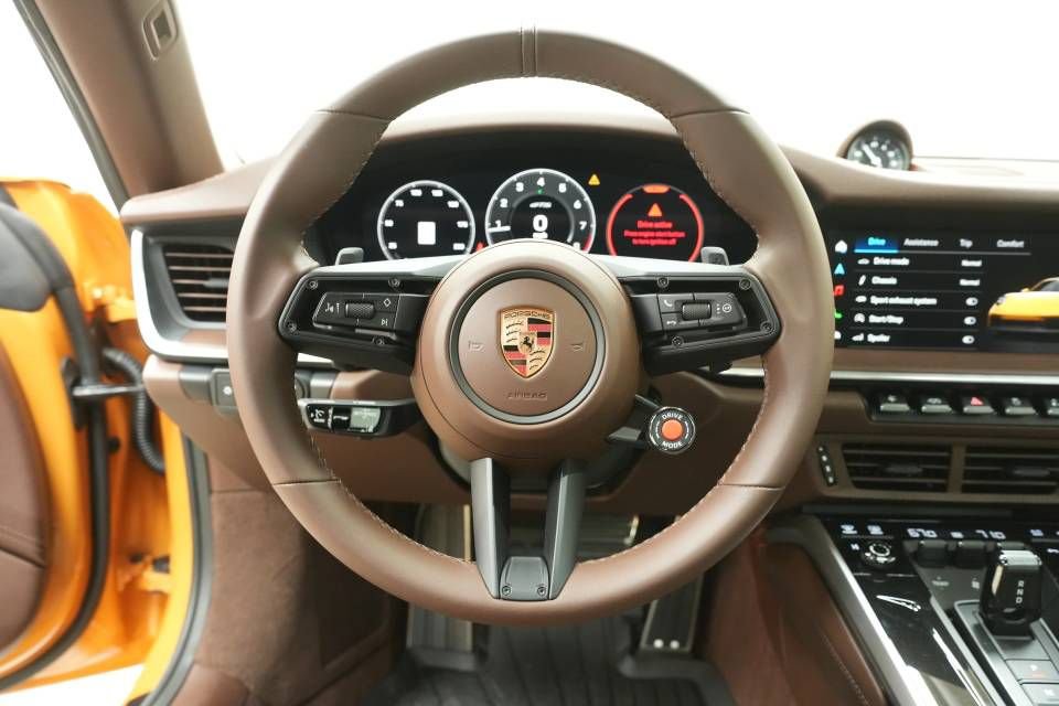 Certified 2026 Porsche 911 Targa 4 GTS AWD/4WD image 13
