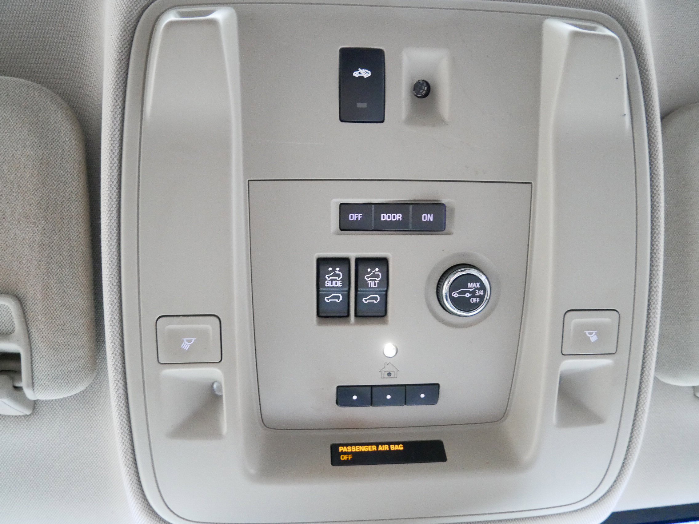 Used 2019 GMC Yukon Denali w/ Open Road Package image 24