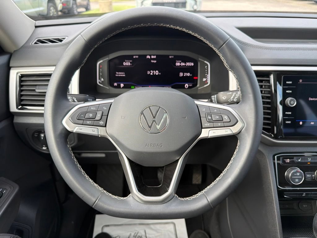 Used 2023 Volkswagen Atlas SE w/ Panoramic Sunroof Package FWD image 14