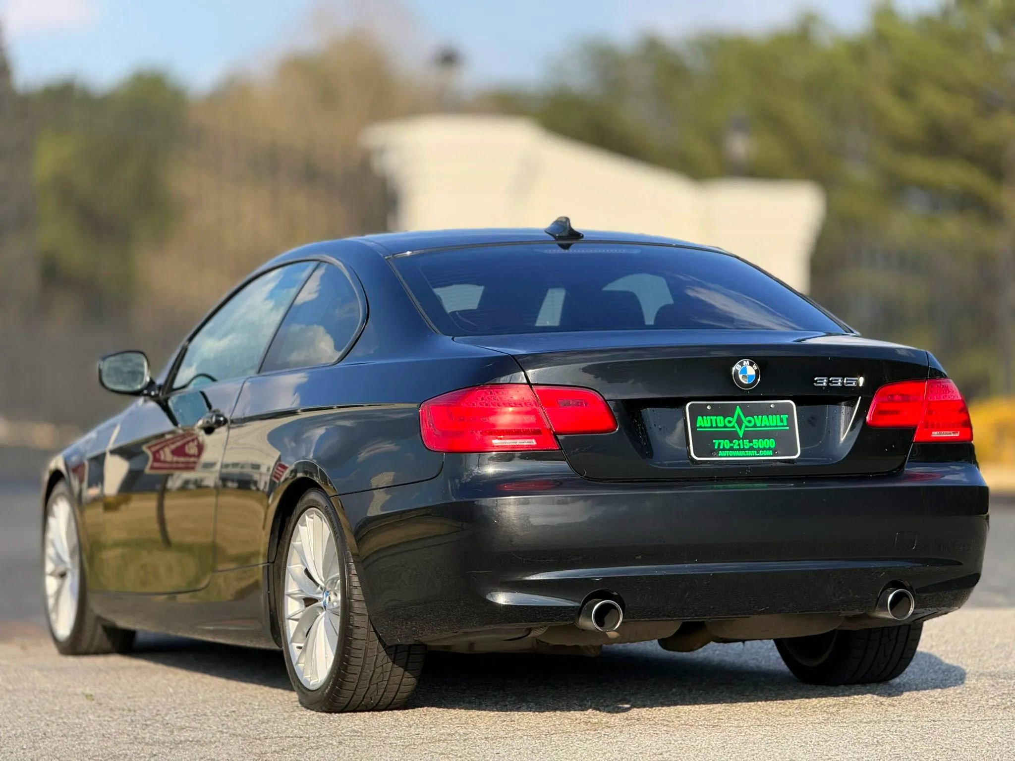 Used 2011 BMW 335i Coupe image 9