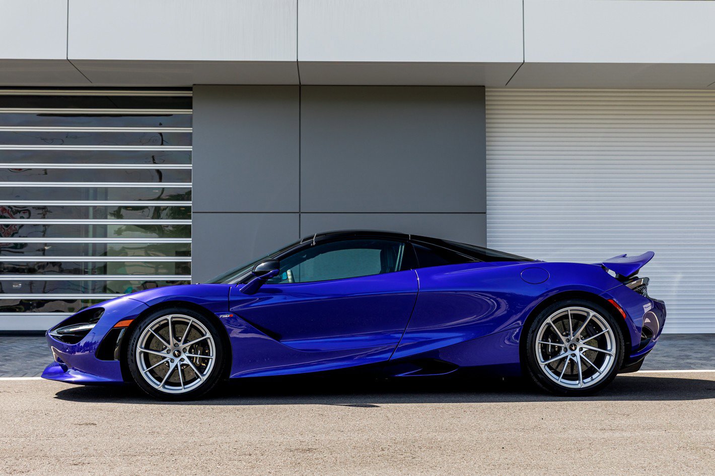 New 2026 McLaren 750S Spider RWD image 14