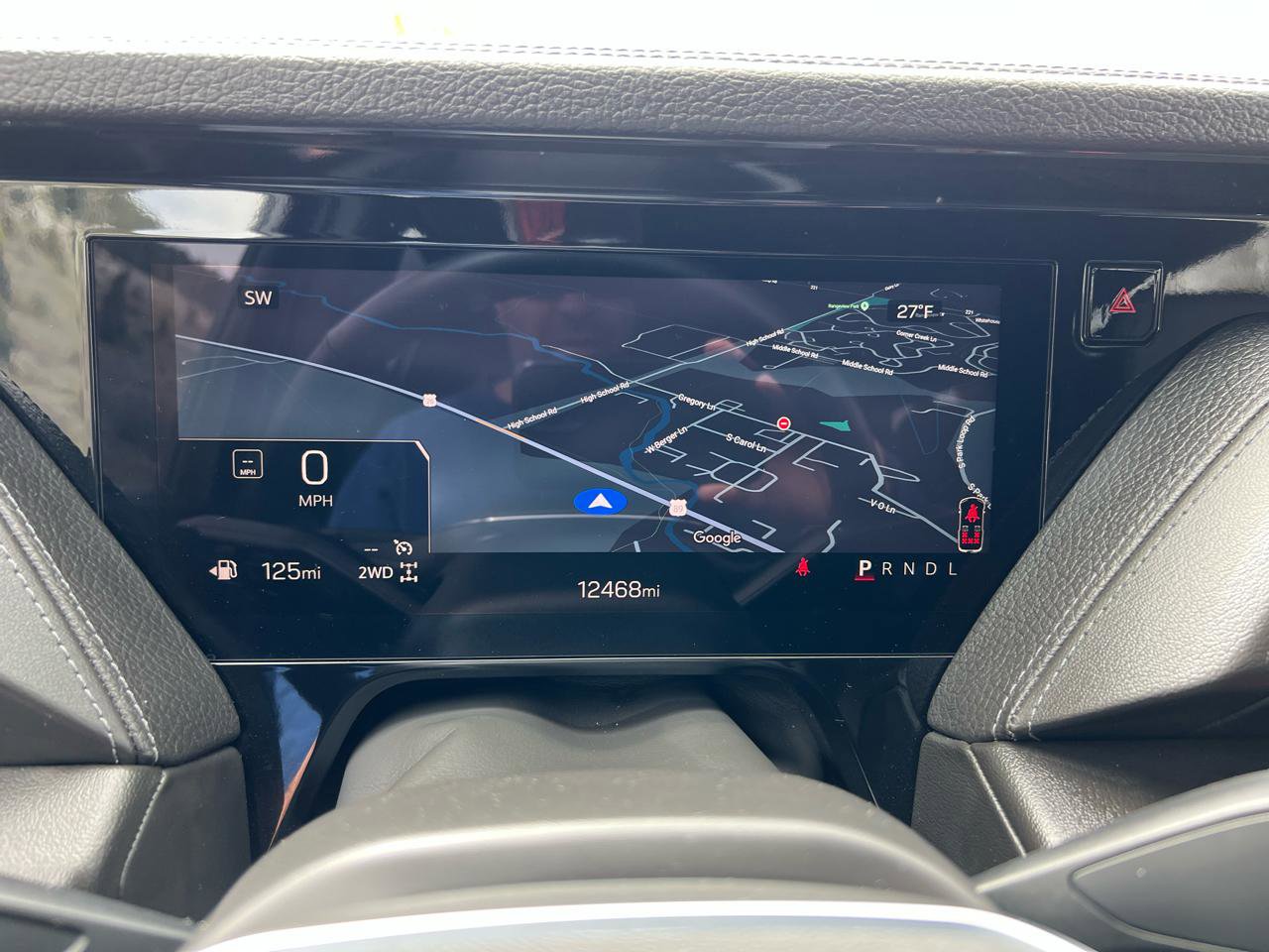 Used 2025 GMC Yukon XL Denali AWD/4WD image 23