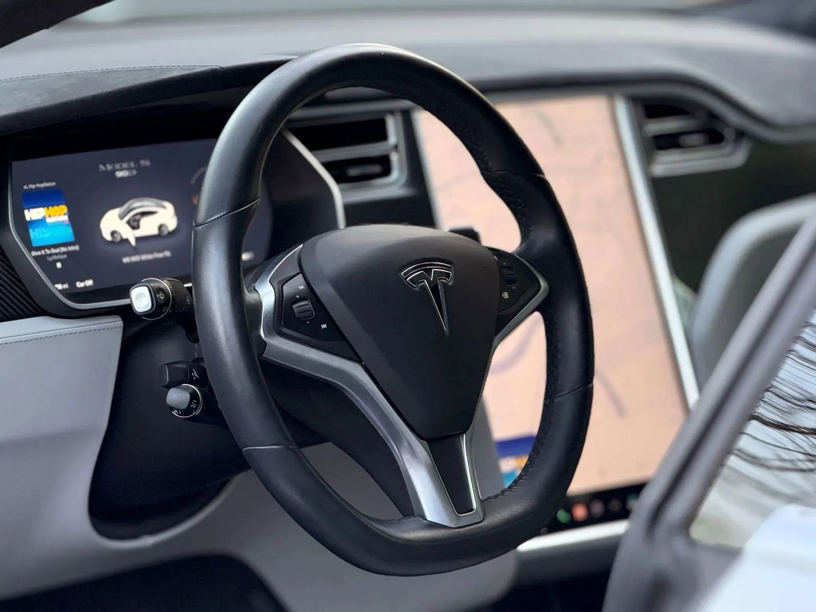 Used 2016 Tesla Model S 90D image 16