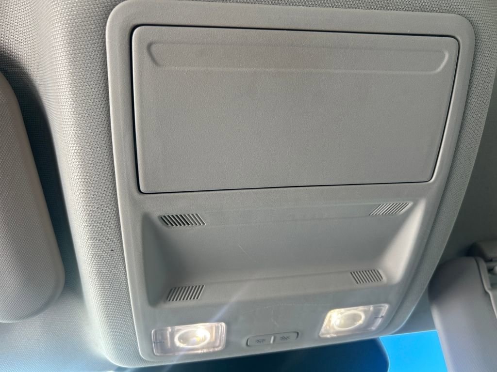 Used 2020 Ford Escape S image 17