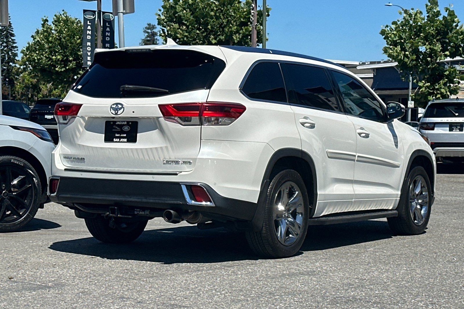 Used 2019 Toyota Highlander Limited Platinum AWD/4WD image 8