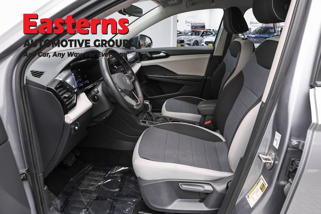 Used 2025 Volkswagen Taos S FWD image 14