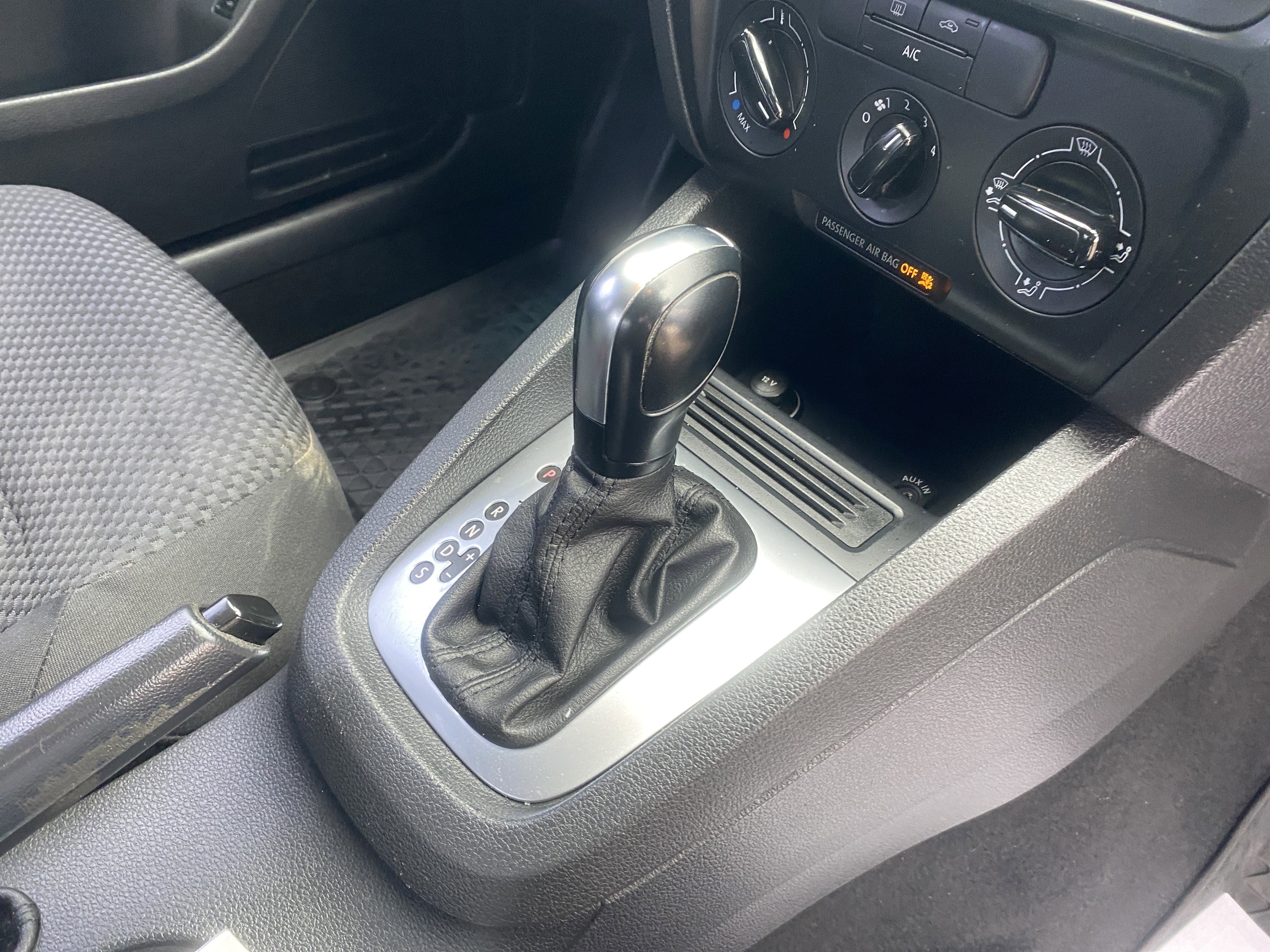 Used 2014 Volkswagen Jetta S image 16