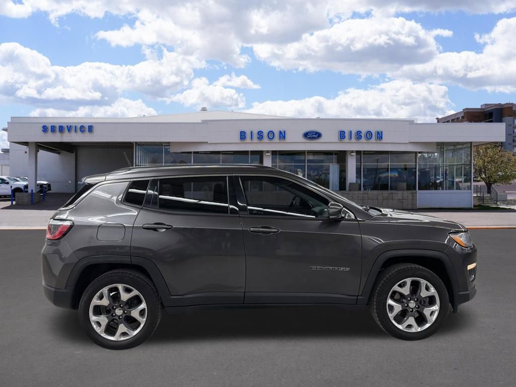 Used 2019 Jeep Compass Limited image 2