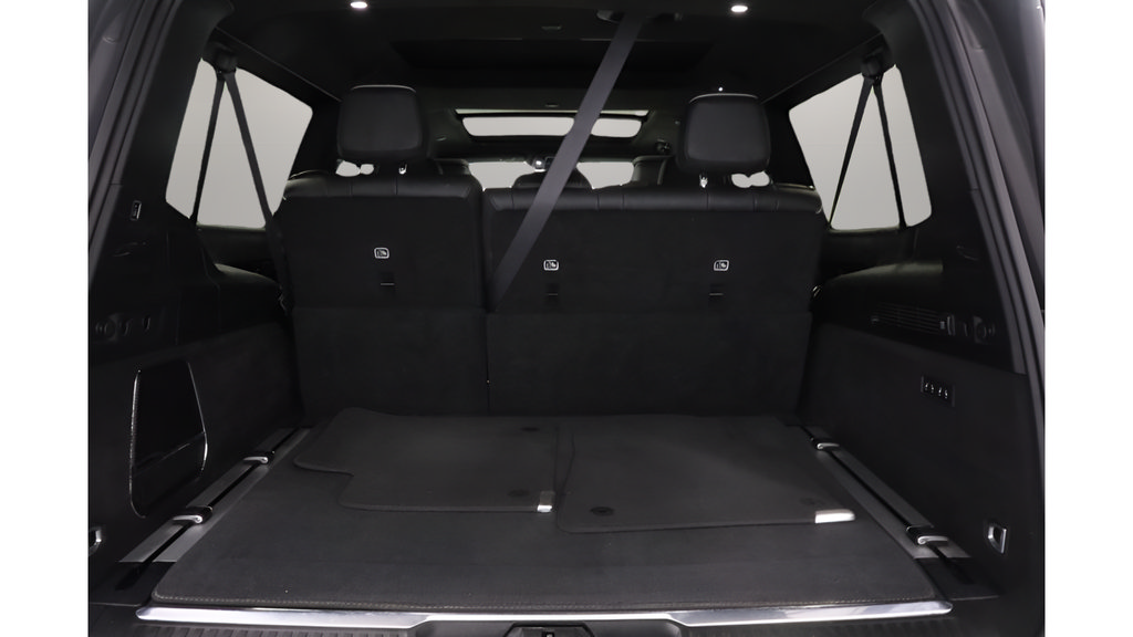 Certified 2023 Jeep Grand Wagoneer L Series II AWD/4WD image 18