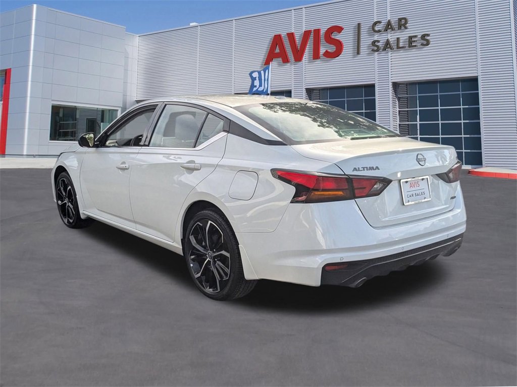 Used 2025 Nissan Altima 2.5 SR image 10