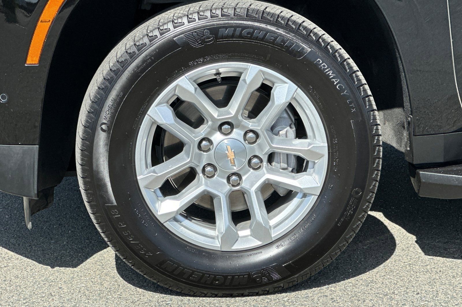 Used 2025 Chevrolet Tahoe LT AWD/4WD image 26