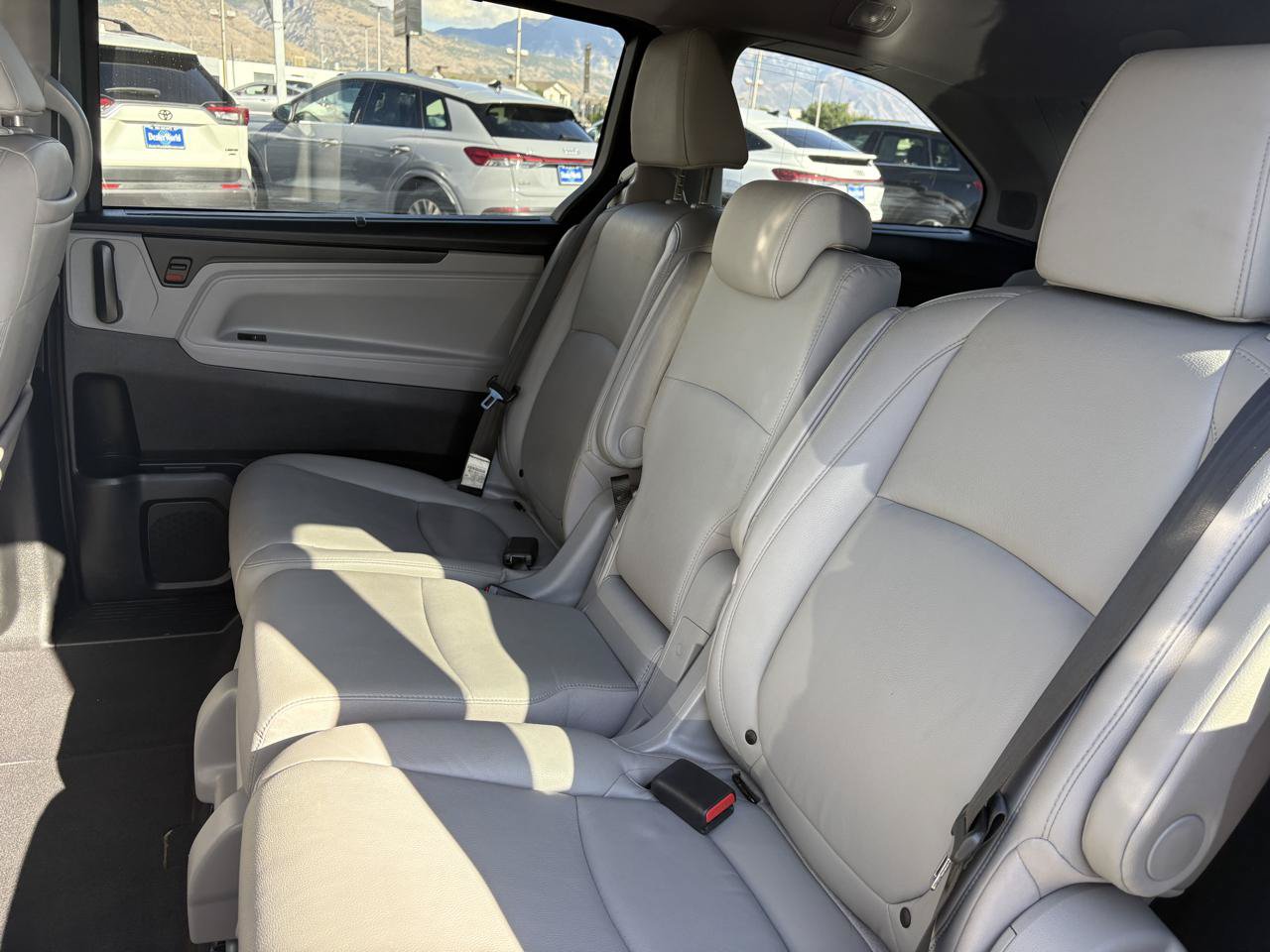 Used 2019 Honda Odyssey Elite image 13