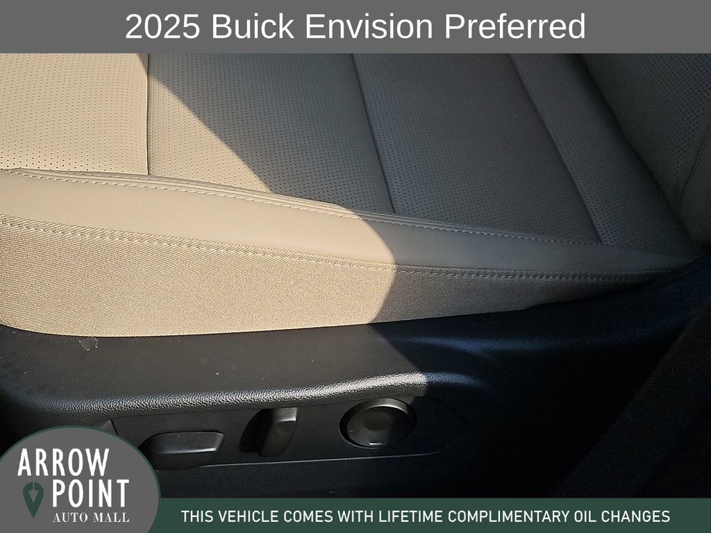 Used 2025 Buick Envision Preferred image 23