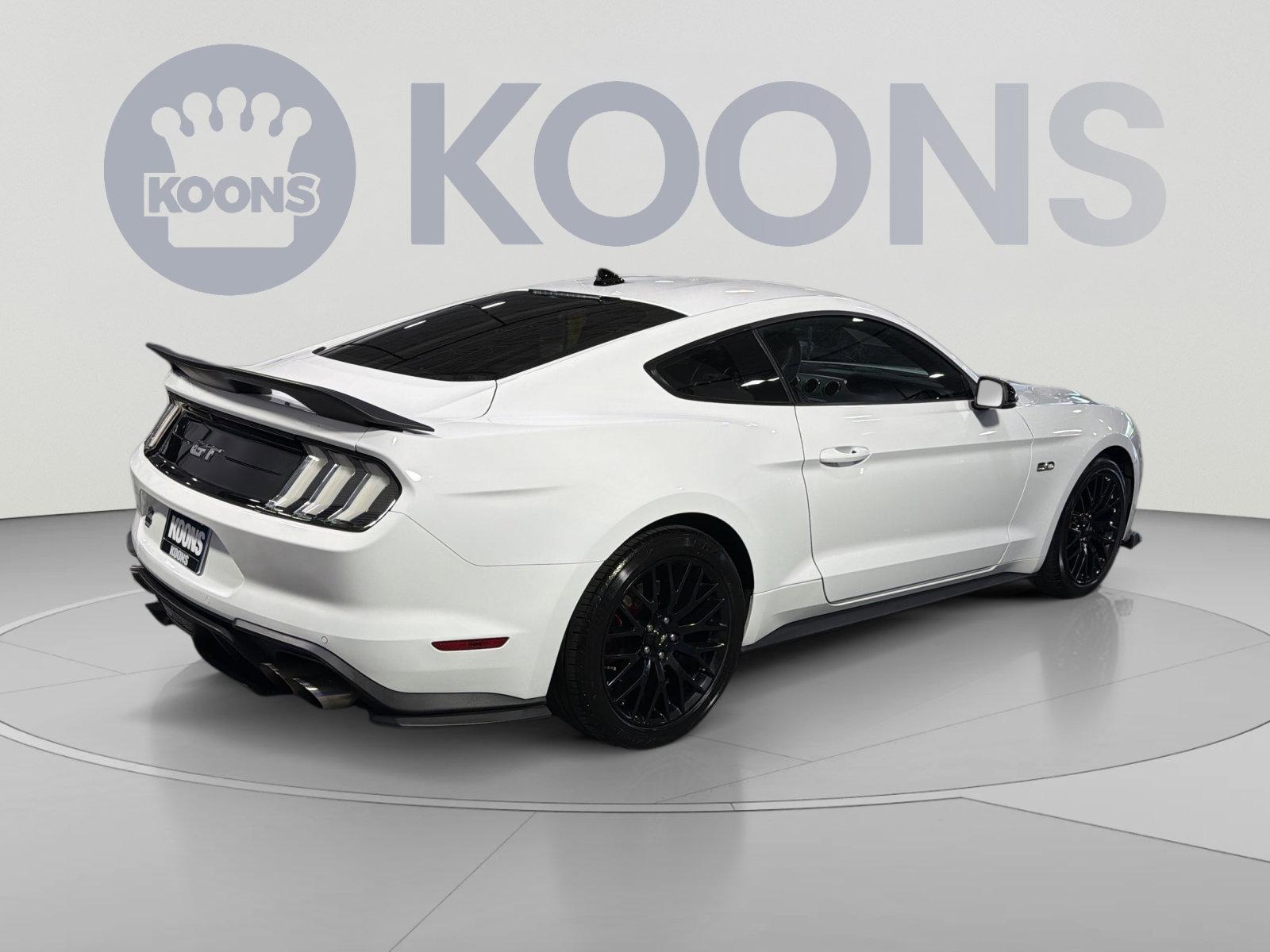 Used 2023 Ford Mustang GT Premium w/ Equipment Group 401A RWD image 7