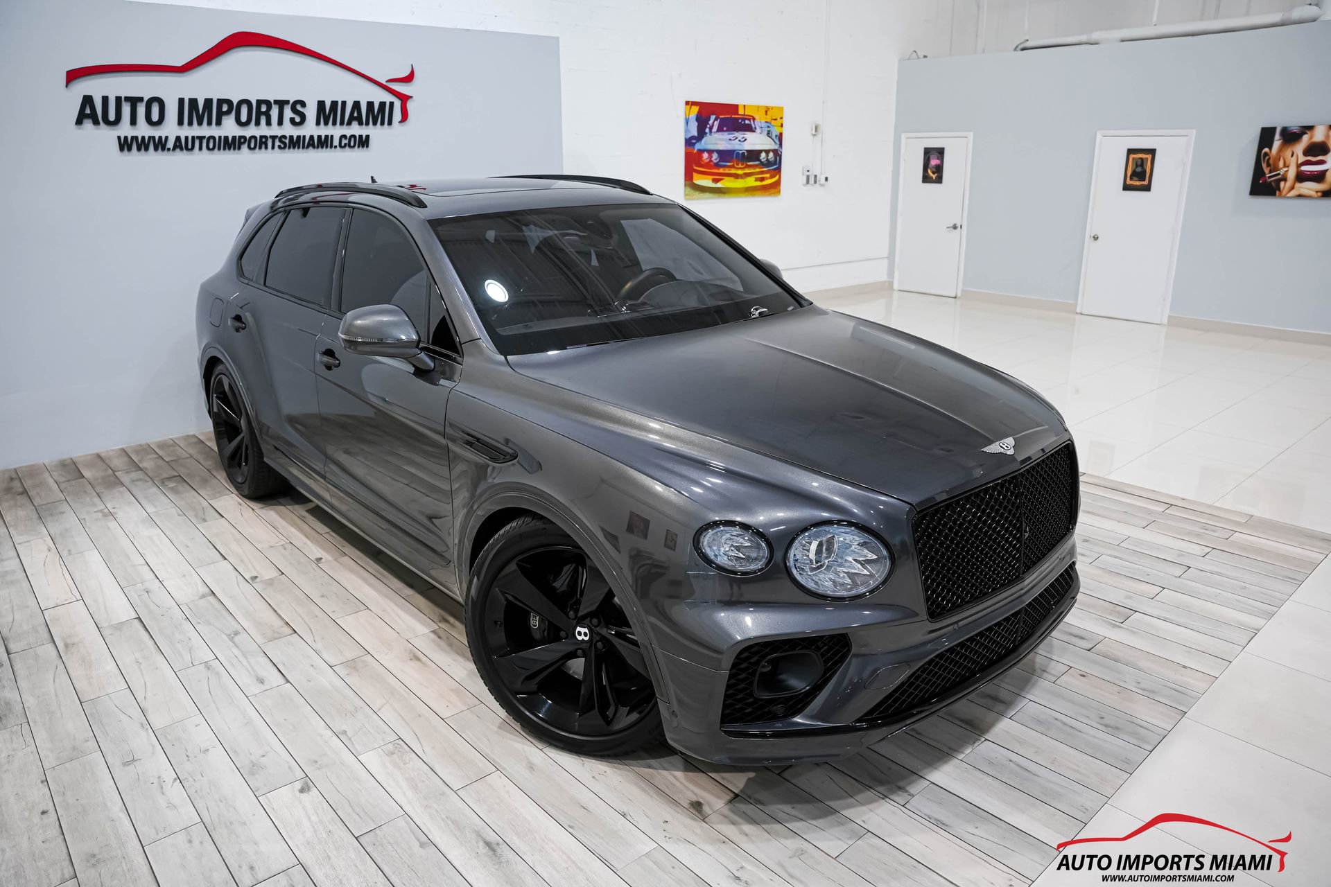 Used 2021 Bentley Bentayga AWD/4WD image 27