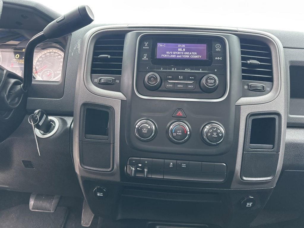 Used 2014 RAM 2500 Tradesman w/ Chrome Appearance Group image 21